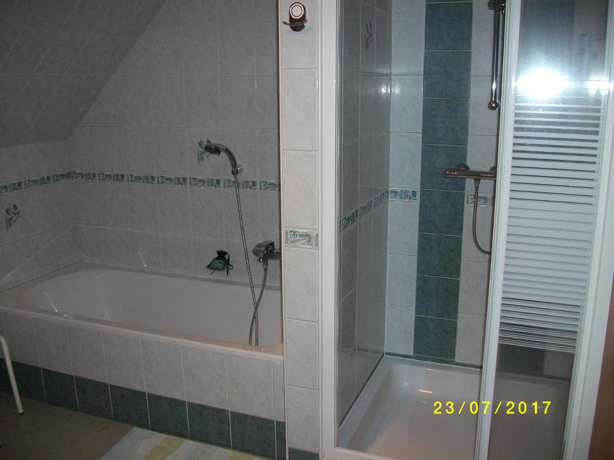 Ferienwohnung Moni Geiseldorf ภายนอก รูปภาพ