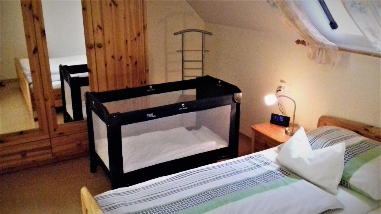 Ferienwohnung Moni Geiseldorf ภายนอก รูปภาพ